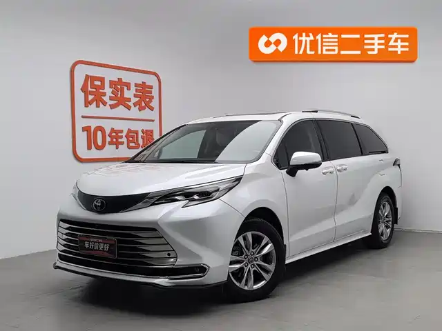 TOYOTA SIENNA 2023
