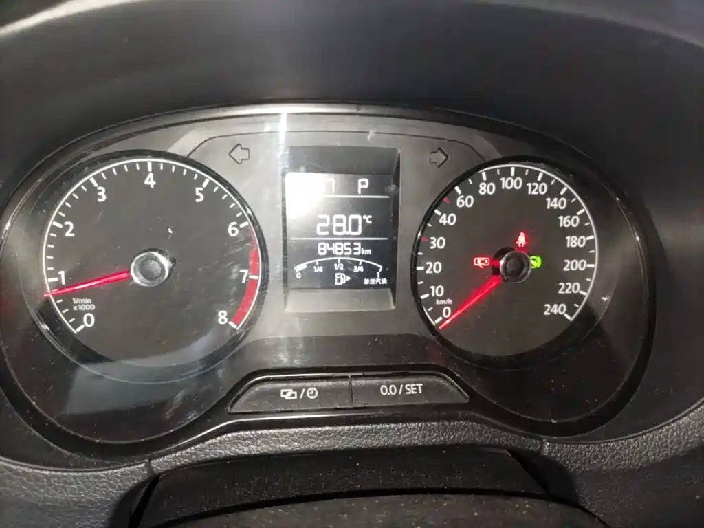 Volkswagen Polo — миниатюра 12