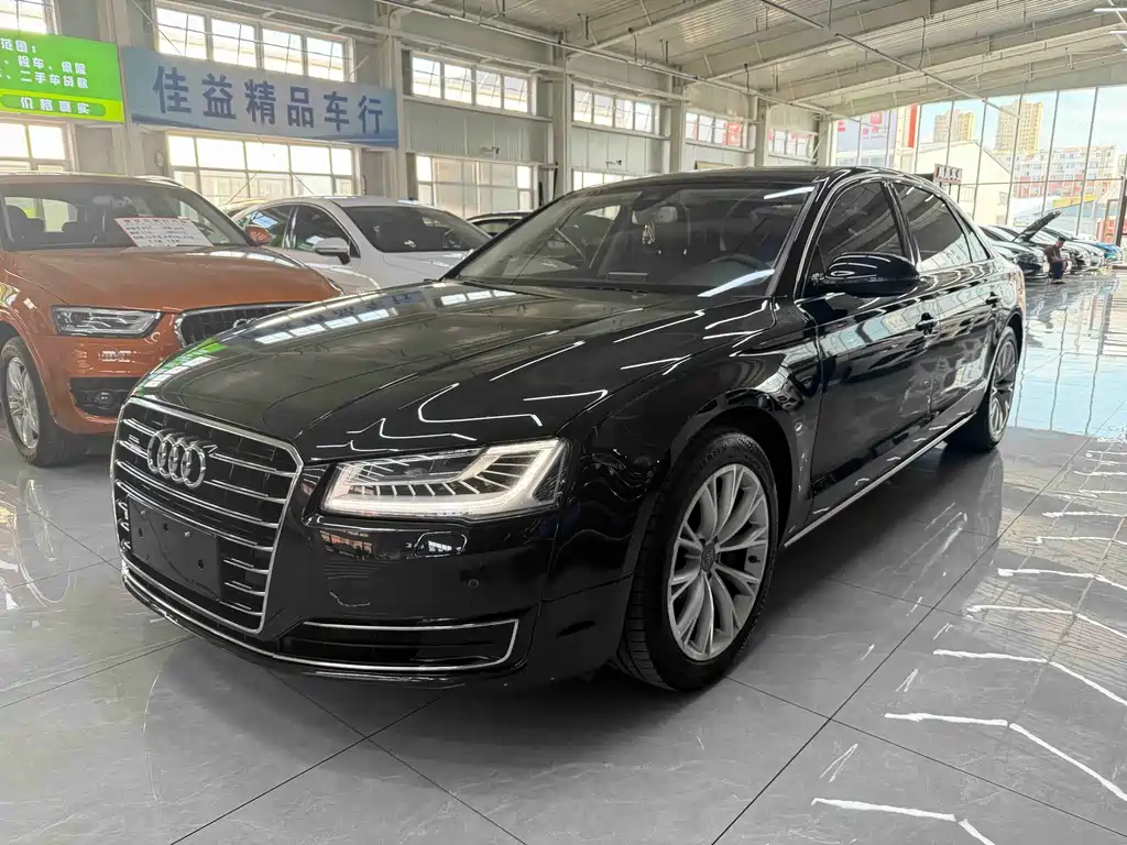Audi A8