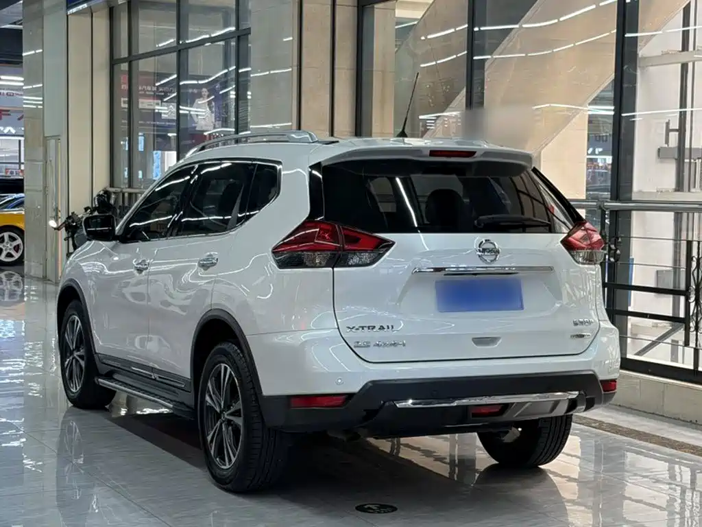 Nissan X-Trail — миниатюра 9