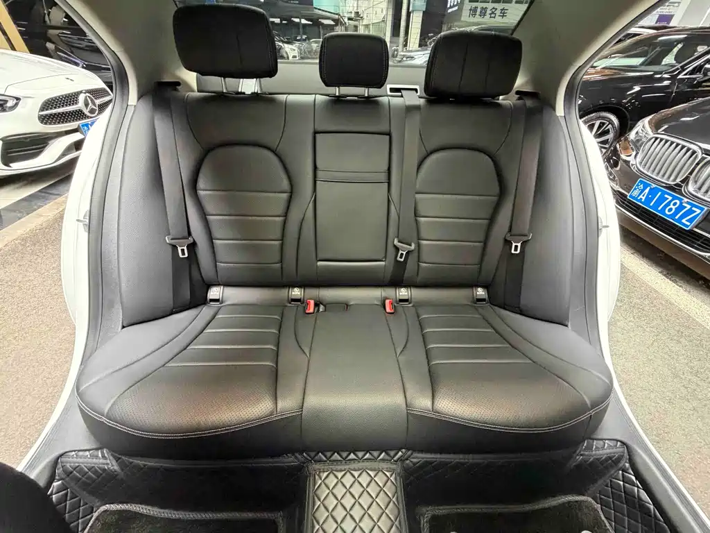 Mercedes-Benz C-Class — миниатюра 19