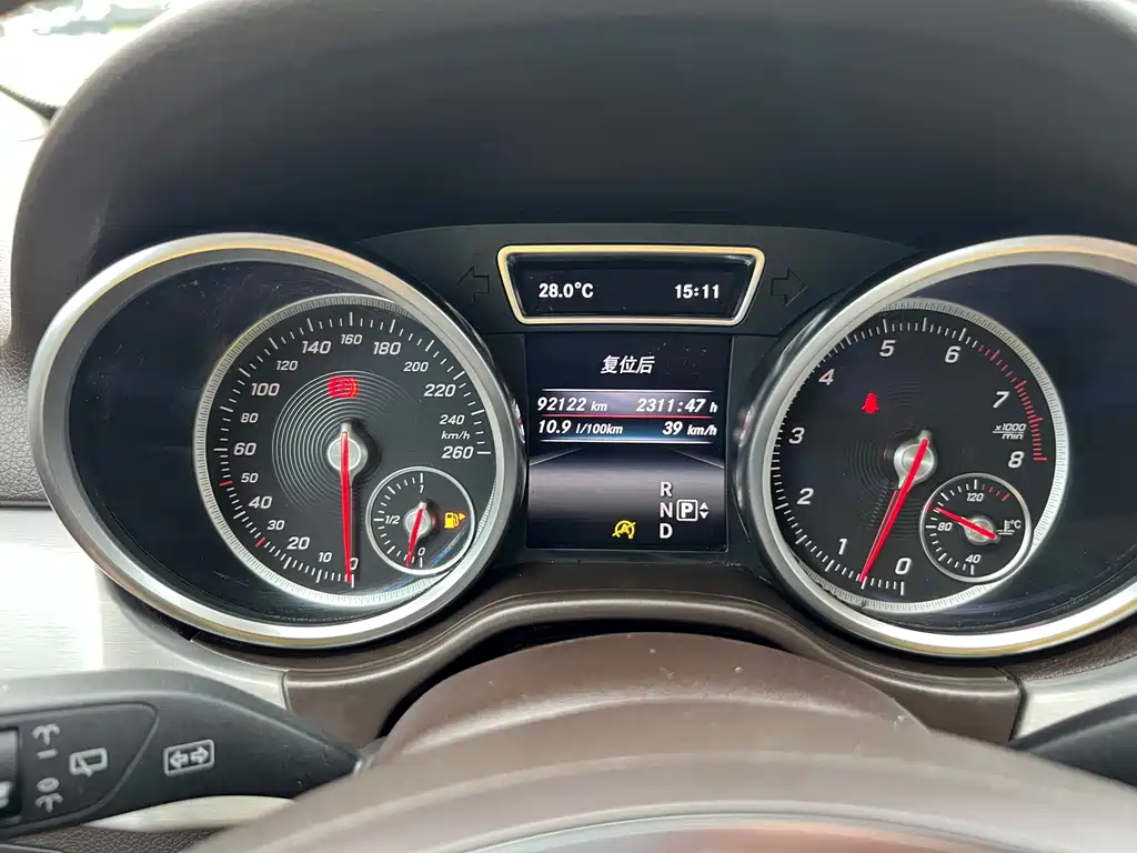 Mercedes-Benz GLE (Import) — миниатюра 15
