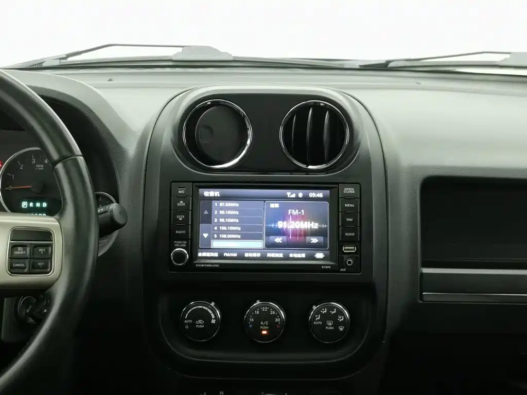 Jeep Compass (Import) — миниатюра 12
