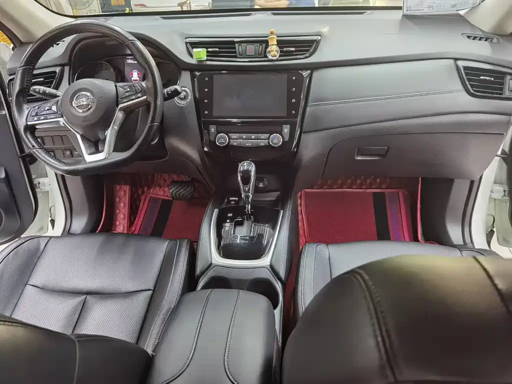 Nissan X-Trail — миниатюра 4