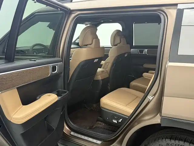 Hyundai Santa Fe — миниатюра 17