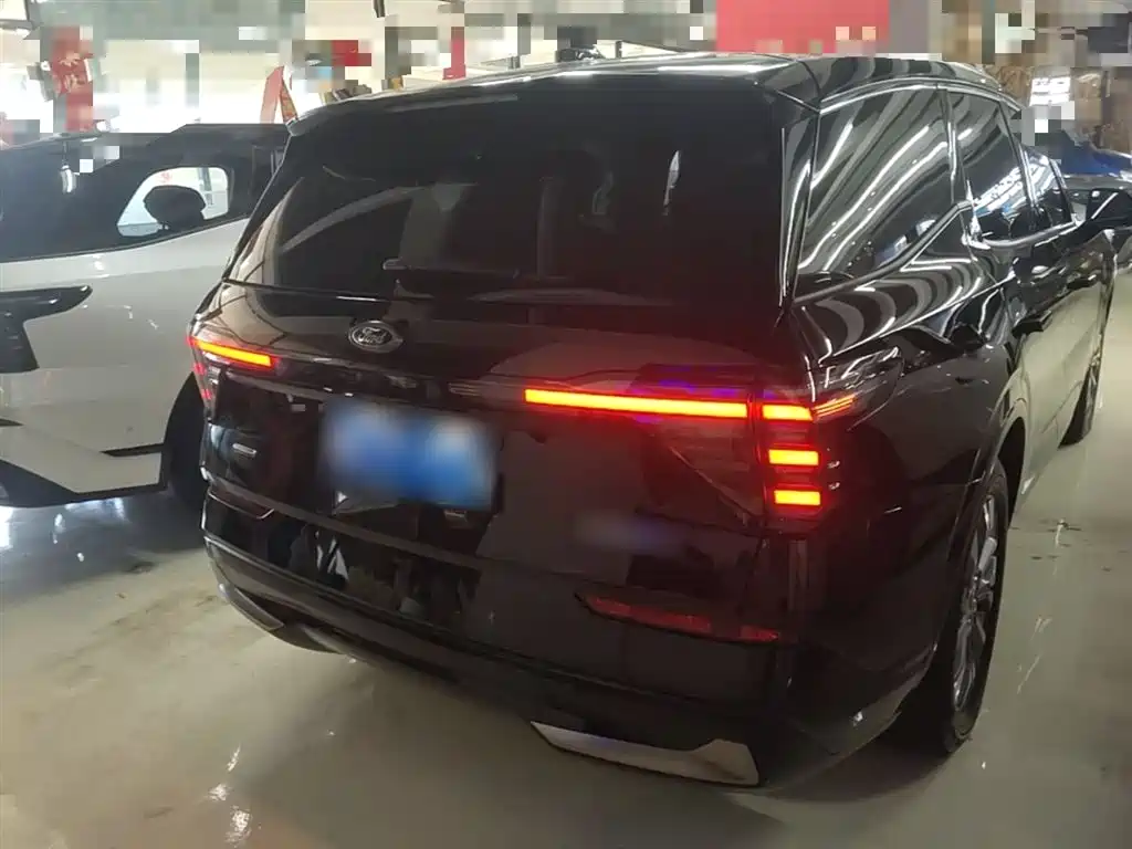 Ford Edge 2023 L 2.0T EcoBoost E мест