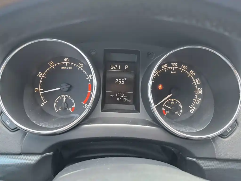 Skoda Yeti — миниатюра 12