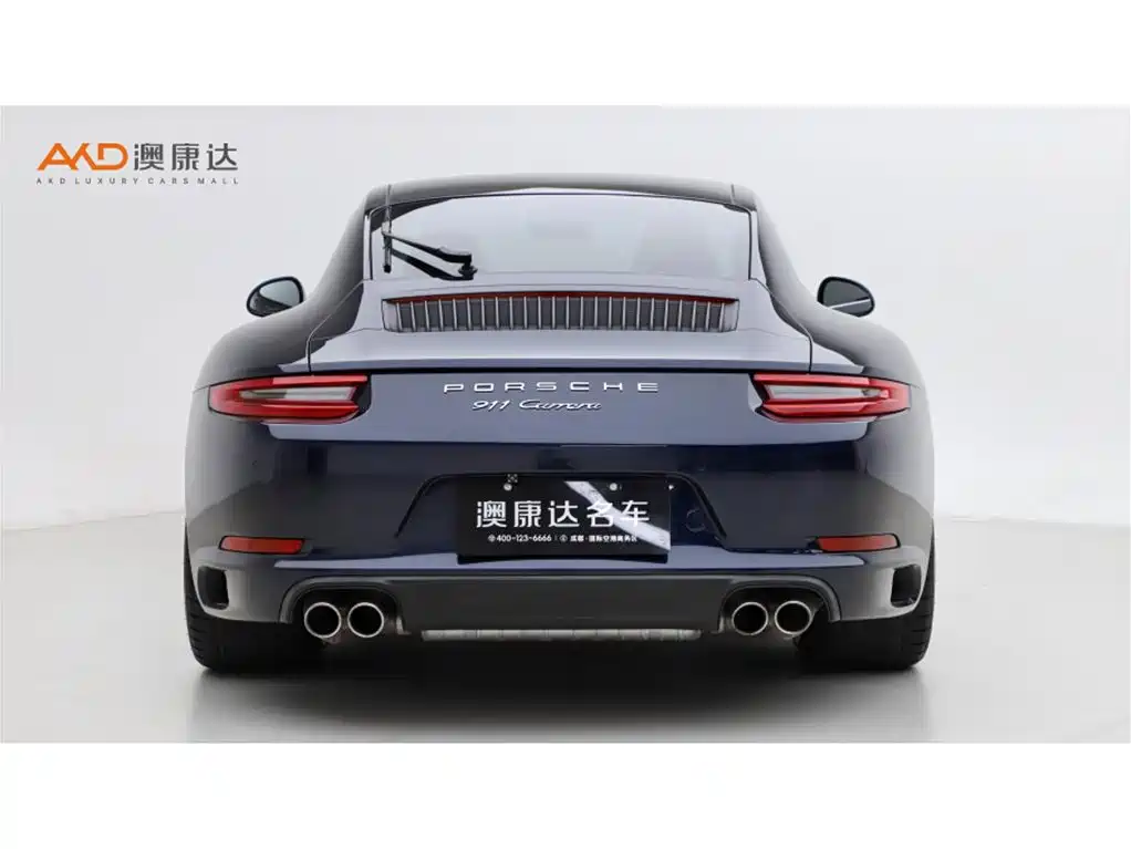 PORSCHE 911