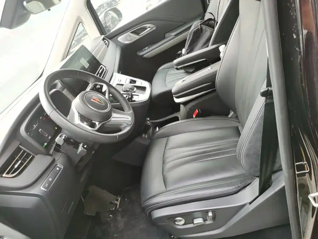Hongqi Hongqi HQ9 PHEV — миниатюра 15