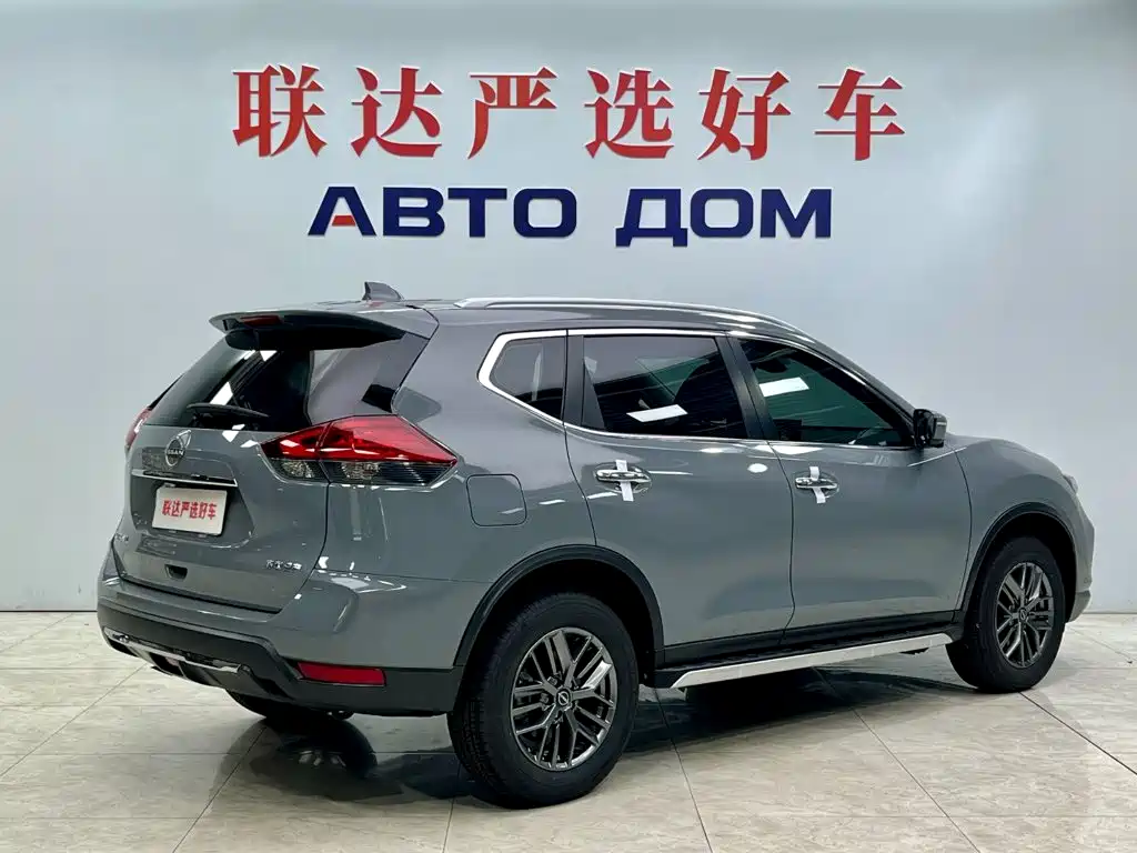 Nissan X-Trail — миниатюра 6