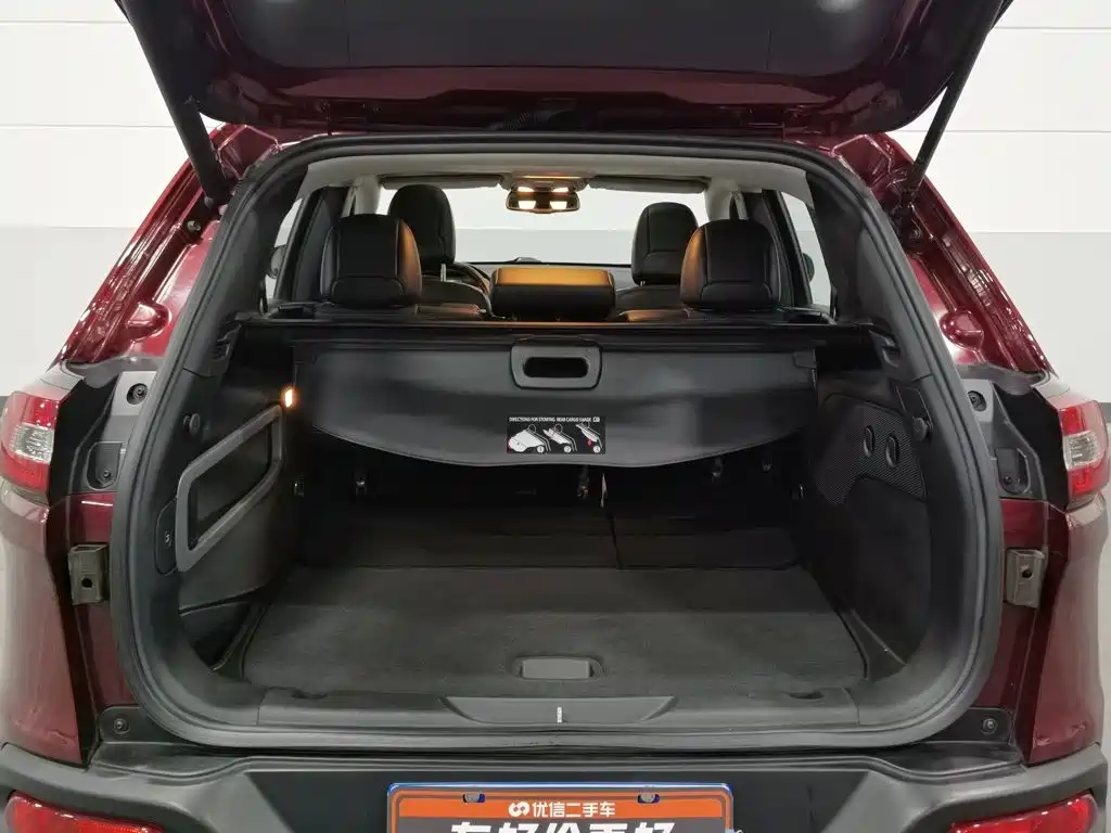 Jeep Cherokee — миниатюра 16