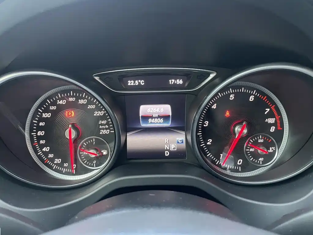 Mercedes-Benz GLA — миниатюра 13