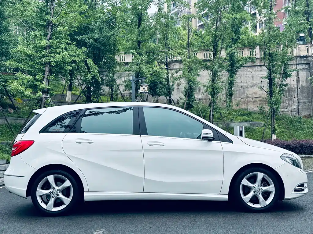 Mercedes-Benz B-Class B 2012 B 200