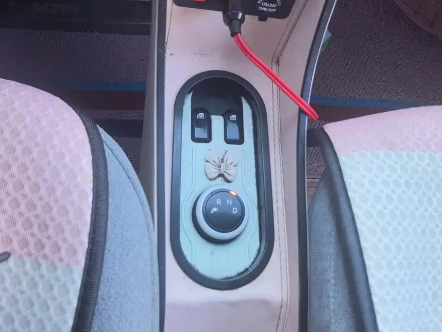 Wuling MINIEV — миниатюра 16