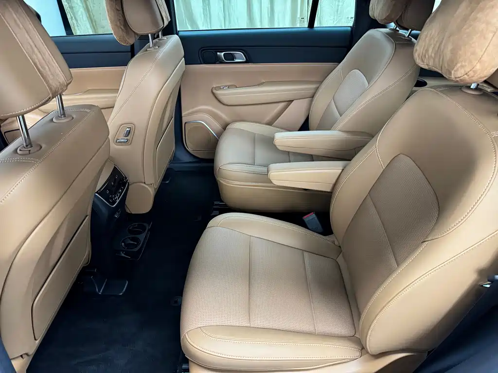 Li Auto Li ONE — миниатюра 10