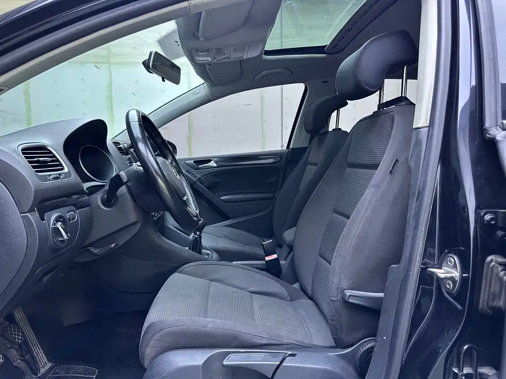 Volkswagen Golf — миниатюра 8