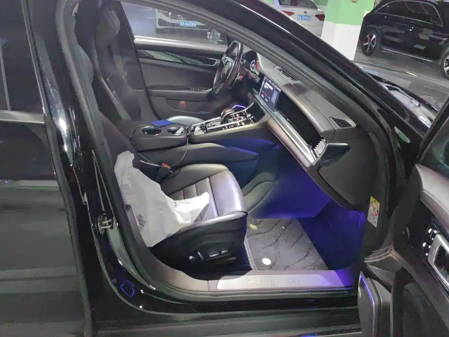 Porsche Panamera — миниатюра 8