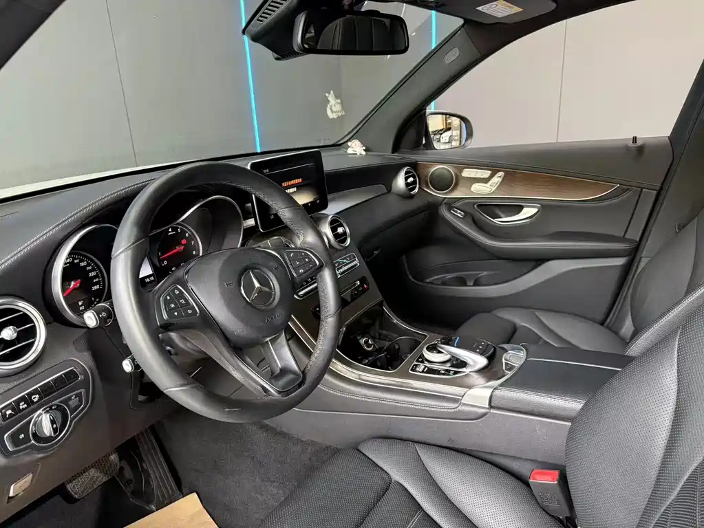 Mercedes-Benz GLC — миниатюра 11