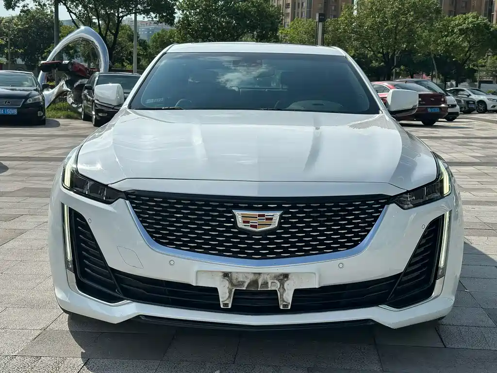Cadillac CT5 — миниатюра 2