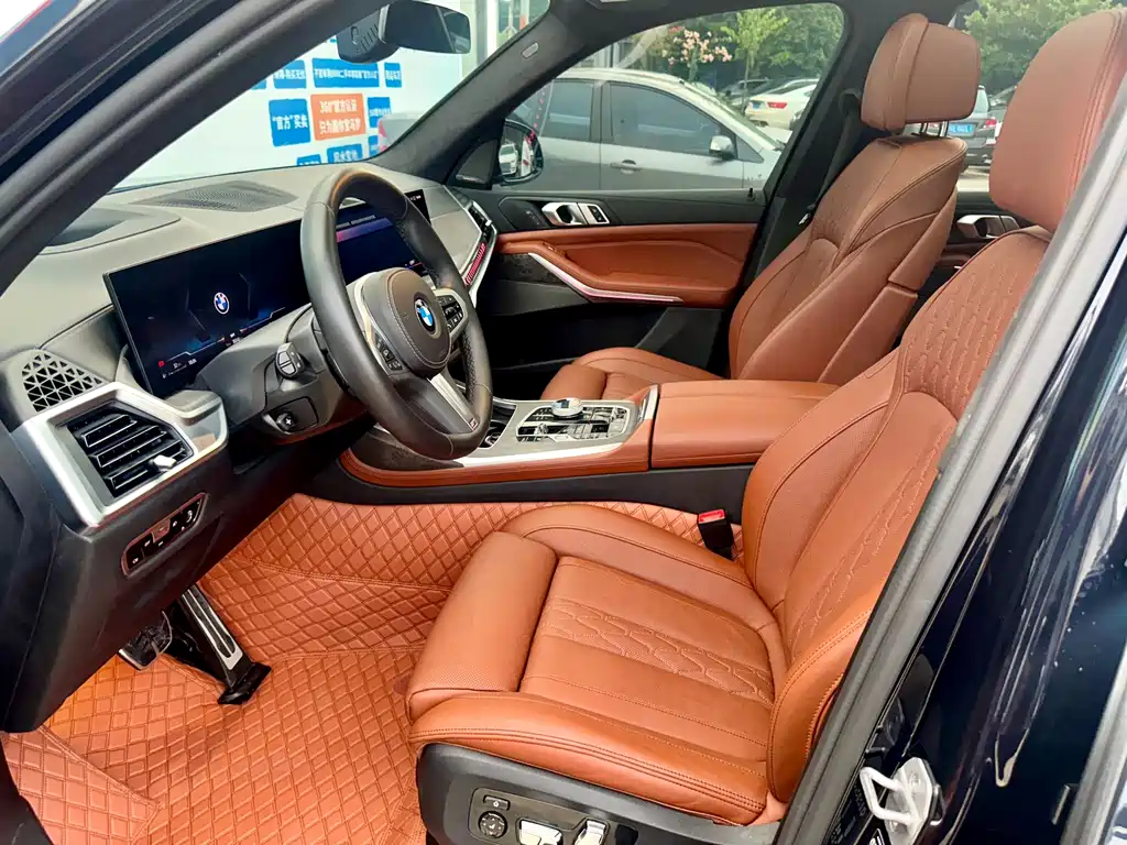 BMW X7 — миниатюра 8