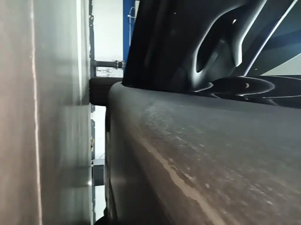 Tesla Model Y — миниатюра 22