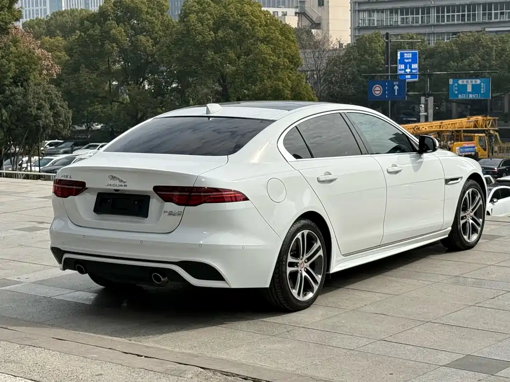 JAGUAR XEL