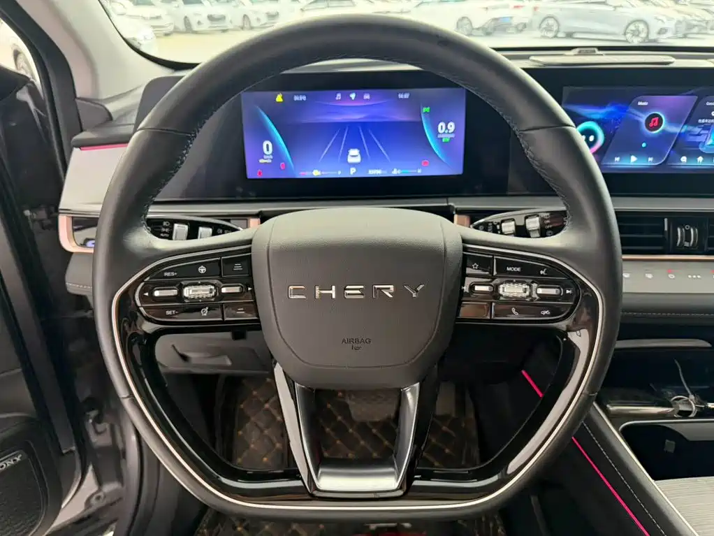 Chery Omoda — миниатюра 10