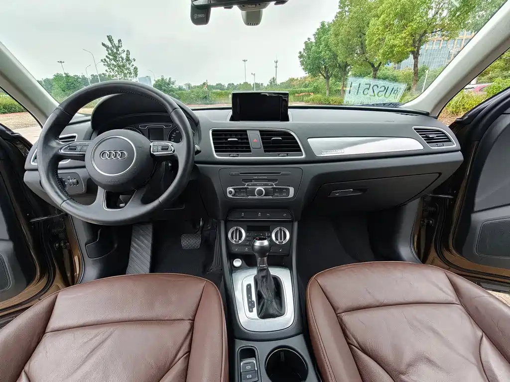 Audi Q3 — миниатюра 12