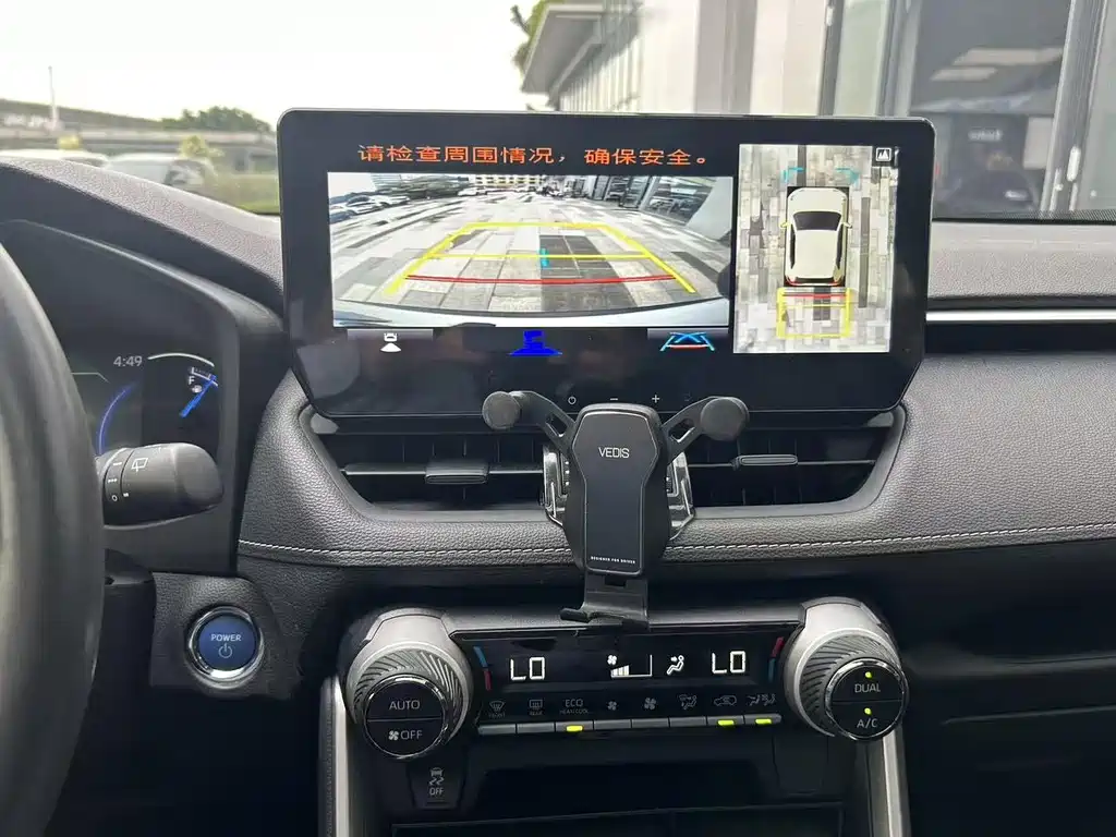 Toyota RAV4 — миниатюра 18