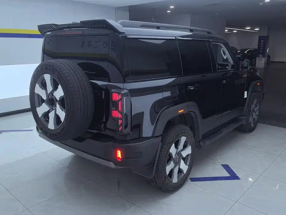 Beijing Off-Road BJ40 EREV — миниатюра 3