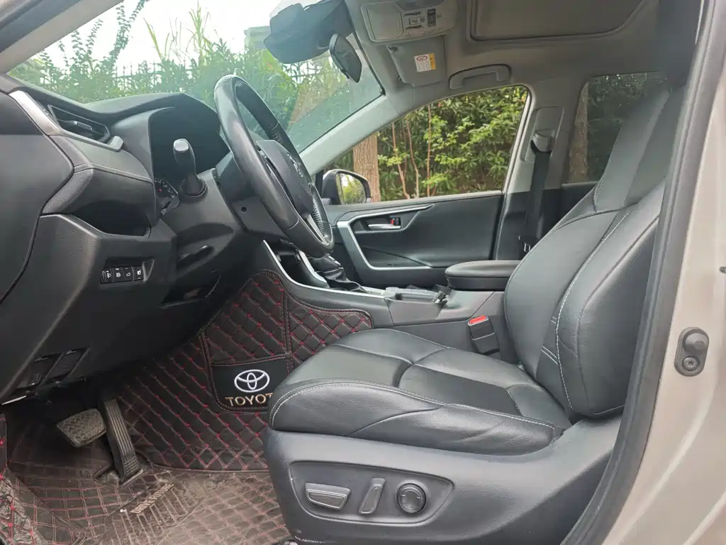 Toyota Wildlander — миниатюра 4