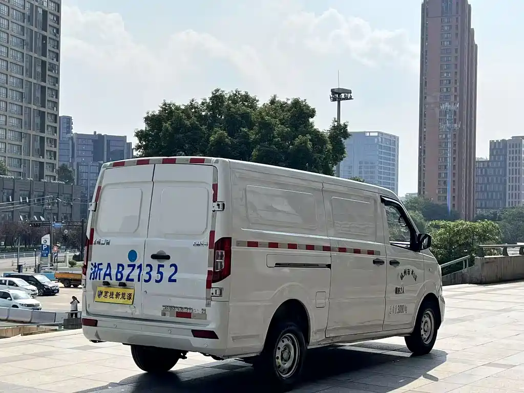 Yufeng EM26 — миниатюра 6