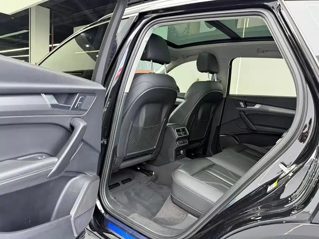 Audi Q5L — миниатюра 6