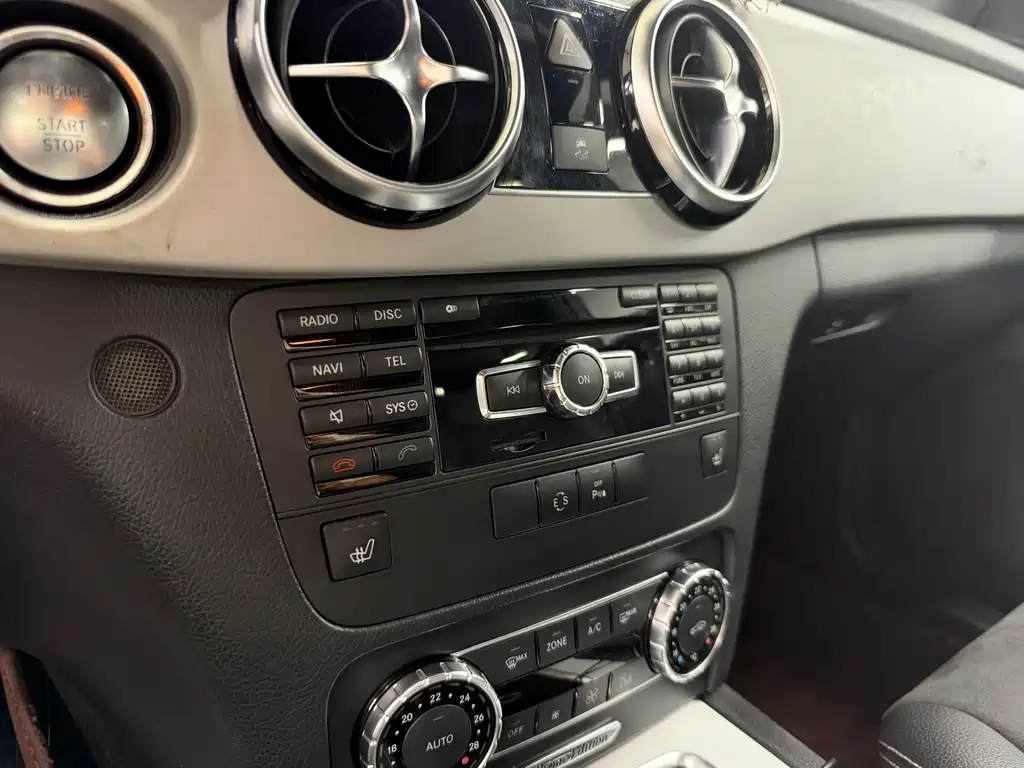 Mercedes-Benz GLK-Class — миниатюра 11