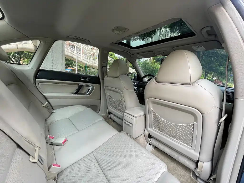 Subaru Legacy — миниатюра 8