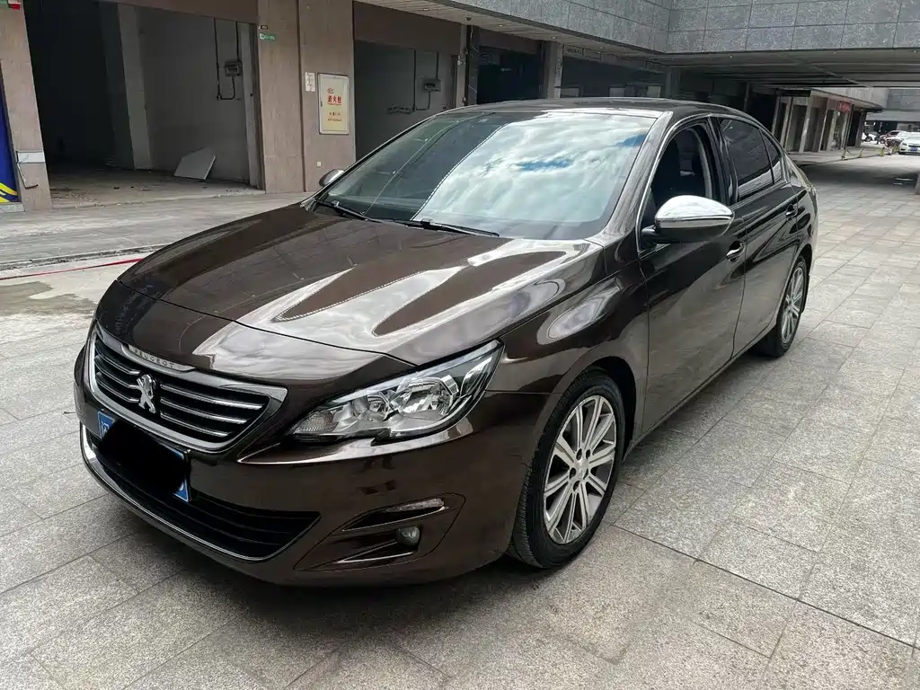 Peugeot 408 2016