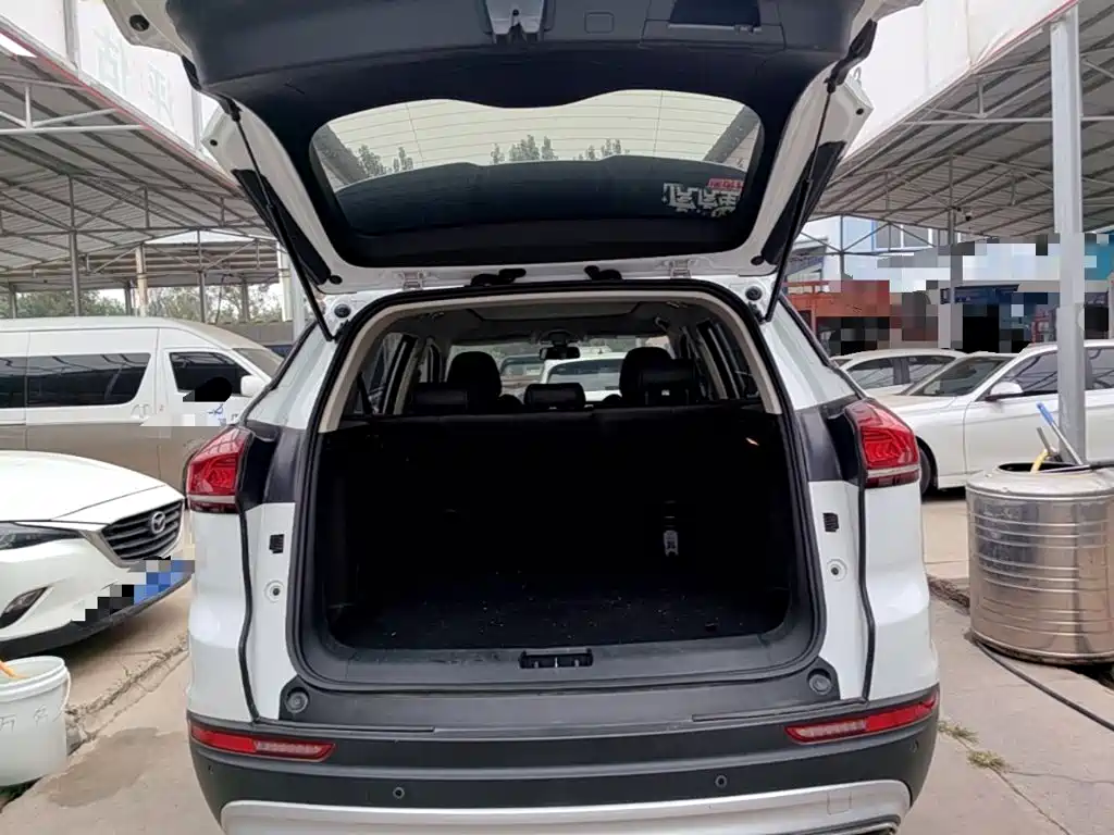Geely Boyue — миниатюра 19