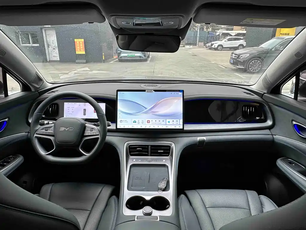 BYD SEA LION 07 DM I