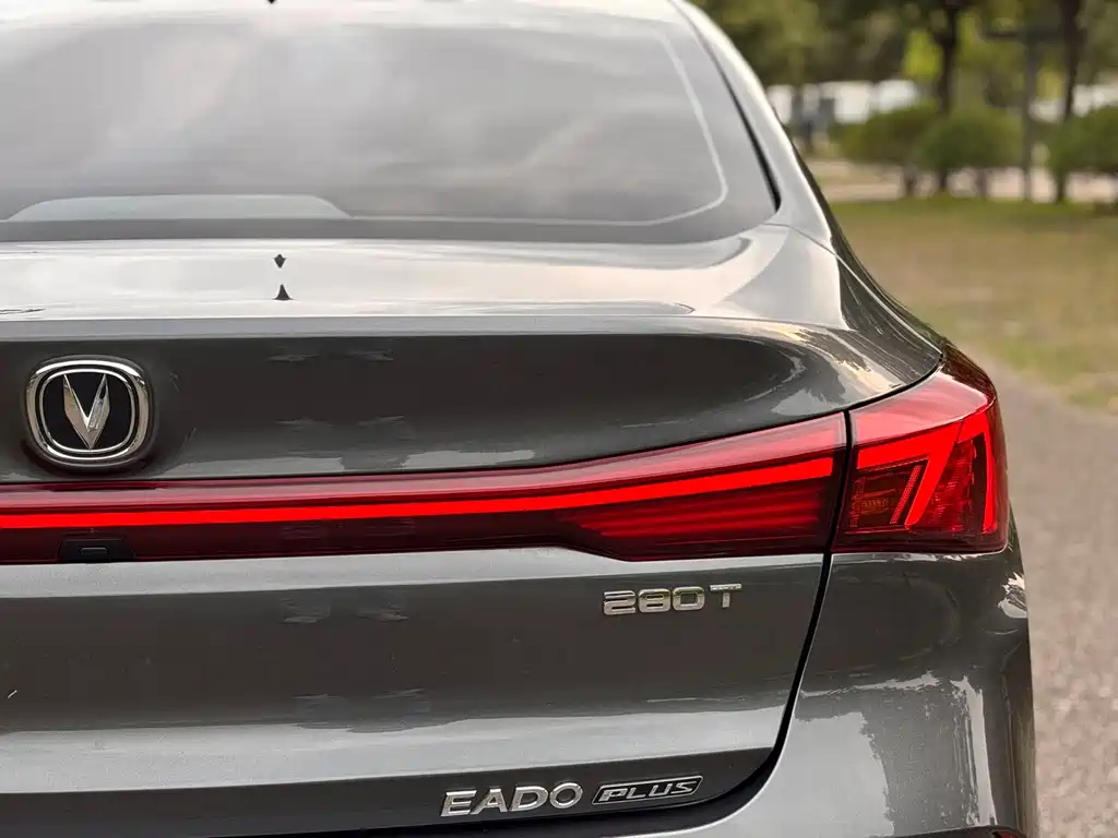 Changan Eado — миниатюра 9