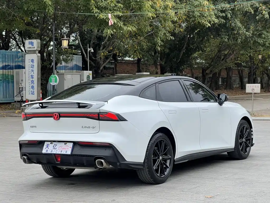 Changan UNI-V — миниатюра 10