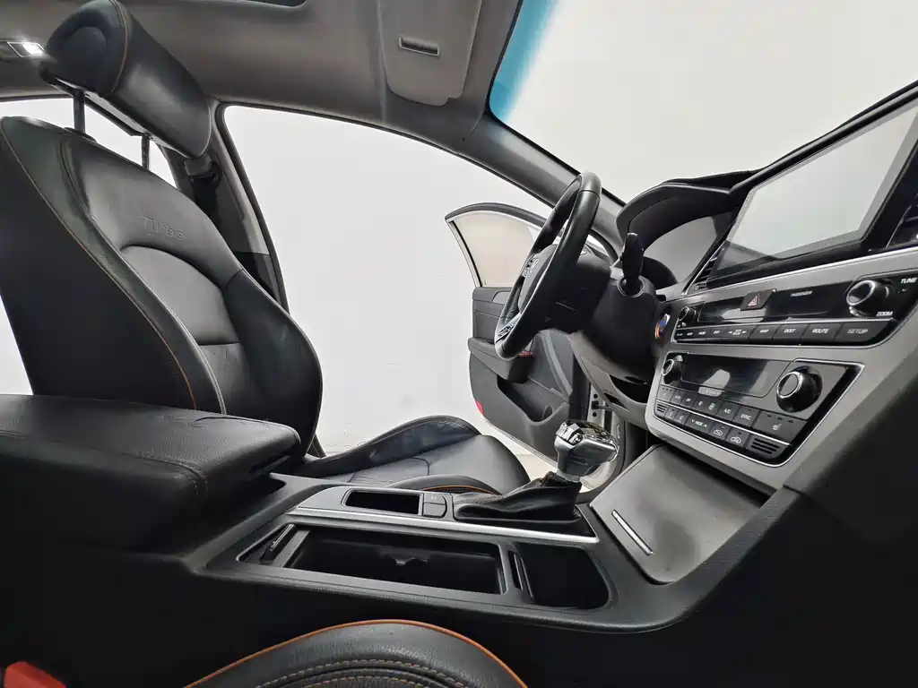 Hyundai Sonata — миниатюра 15