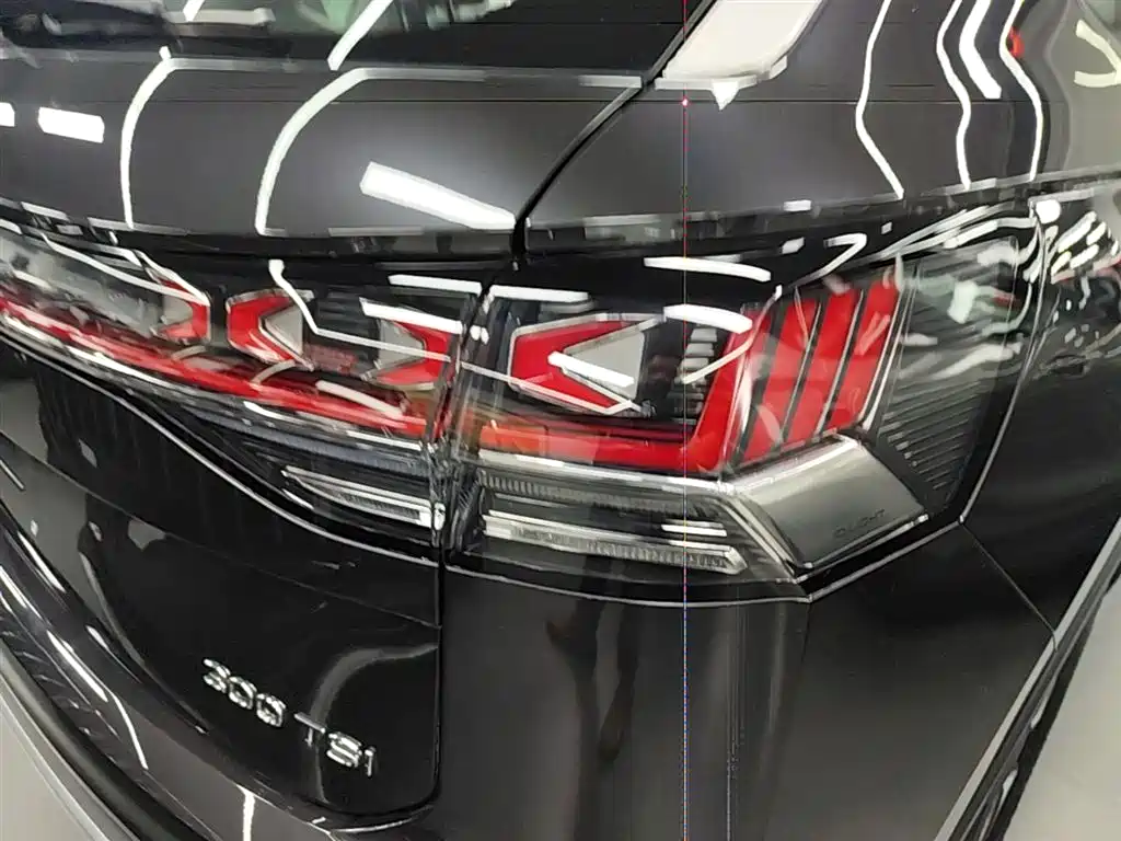 Volkswagen Tayron 2025 300TSI