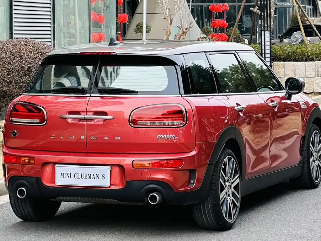 MINI CLUBMAN