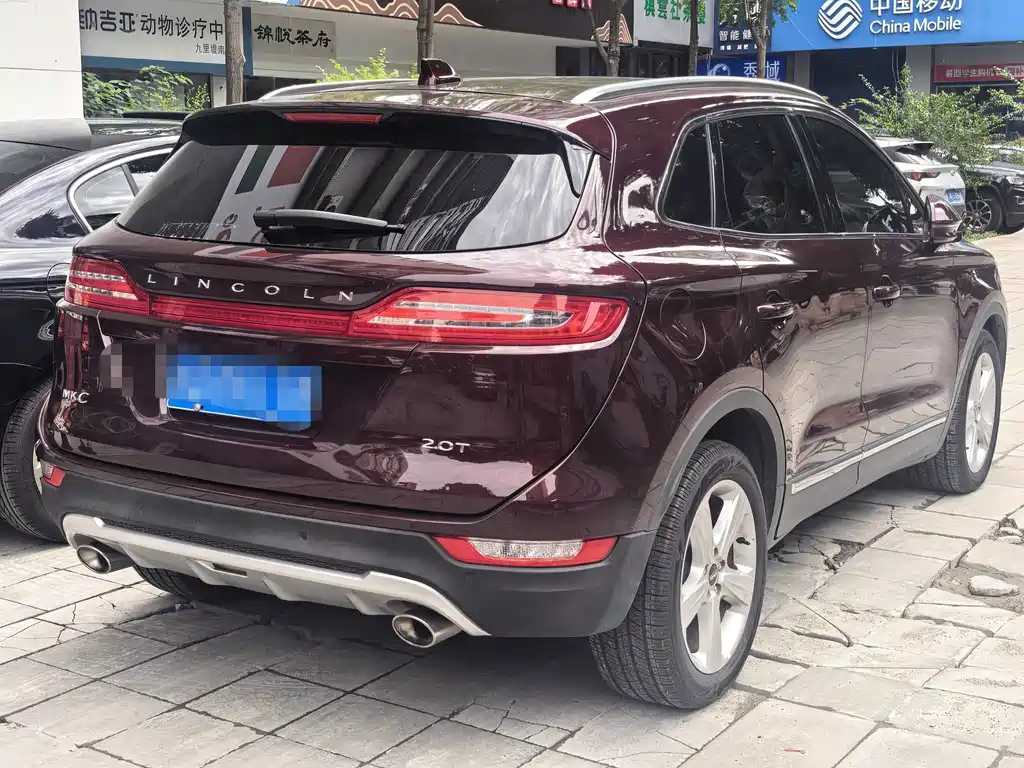 Lincoln MKC — миниатюра 2
