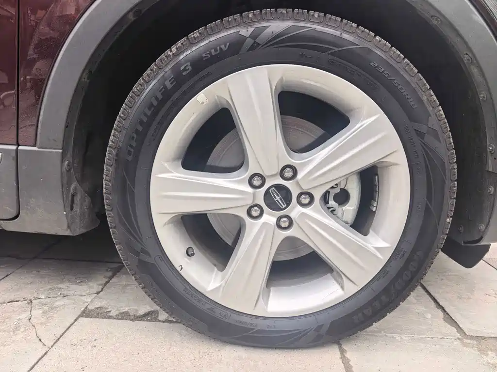 Lincoln MKC — миниатюра 3