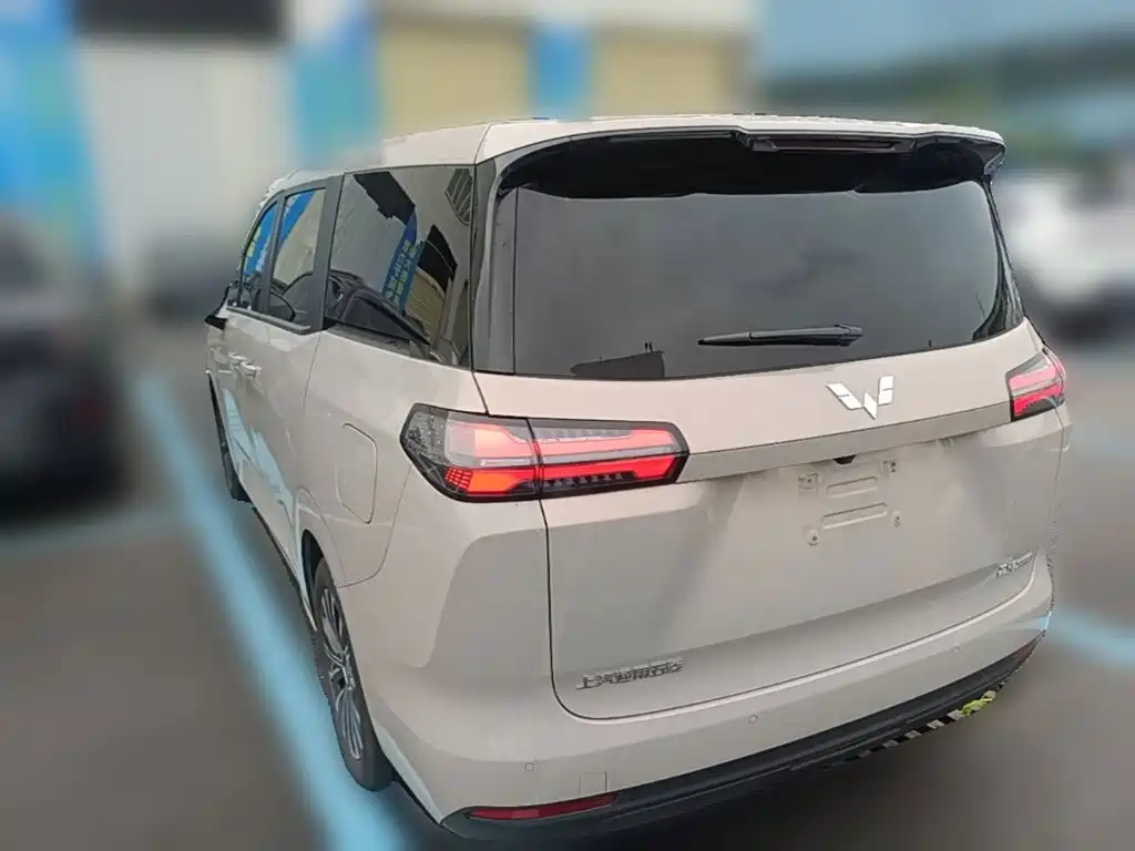 Wuling Xingguang 730 New Energy — миниатюра 7