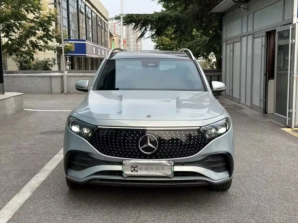 Mercedes-Benz EQB — миниатюра 2