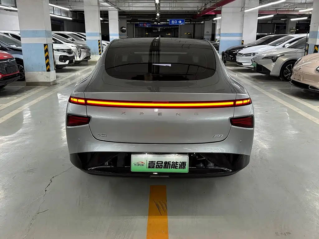 XPeng P7 — миниатюра 5