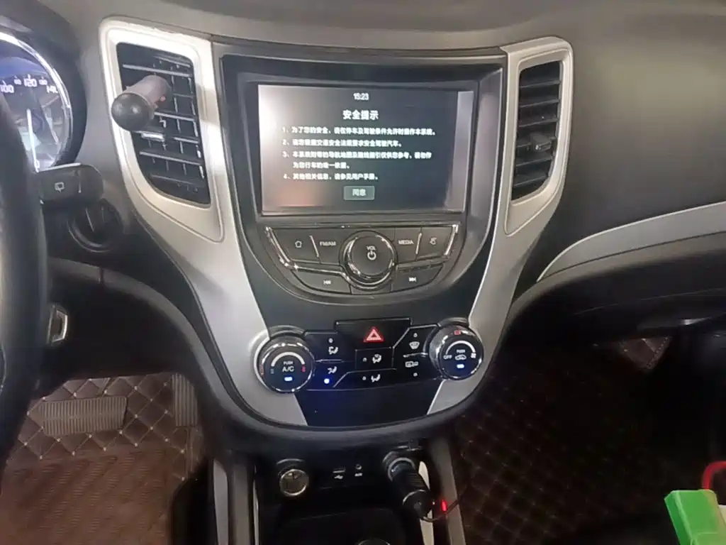 Changan CS35 — миниатюра 13