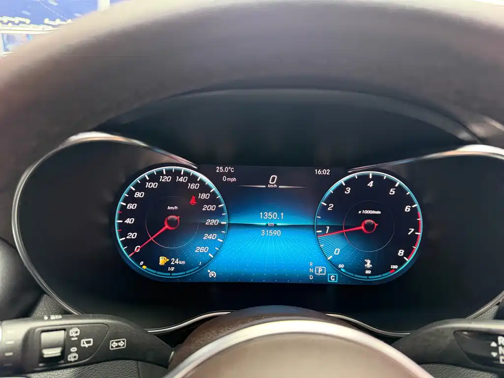 Mercedes-Benz GLC — миниатюра 8